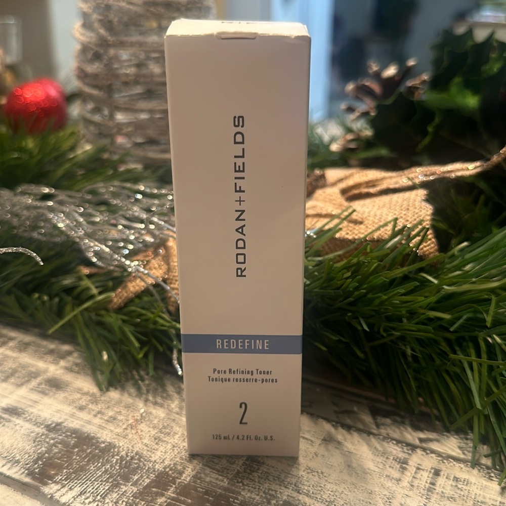 R+F Redefine Pore Refining Toner